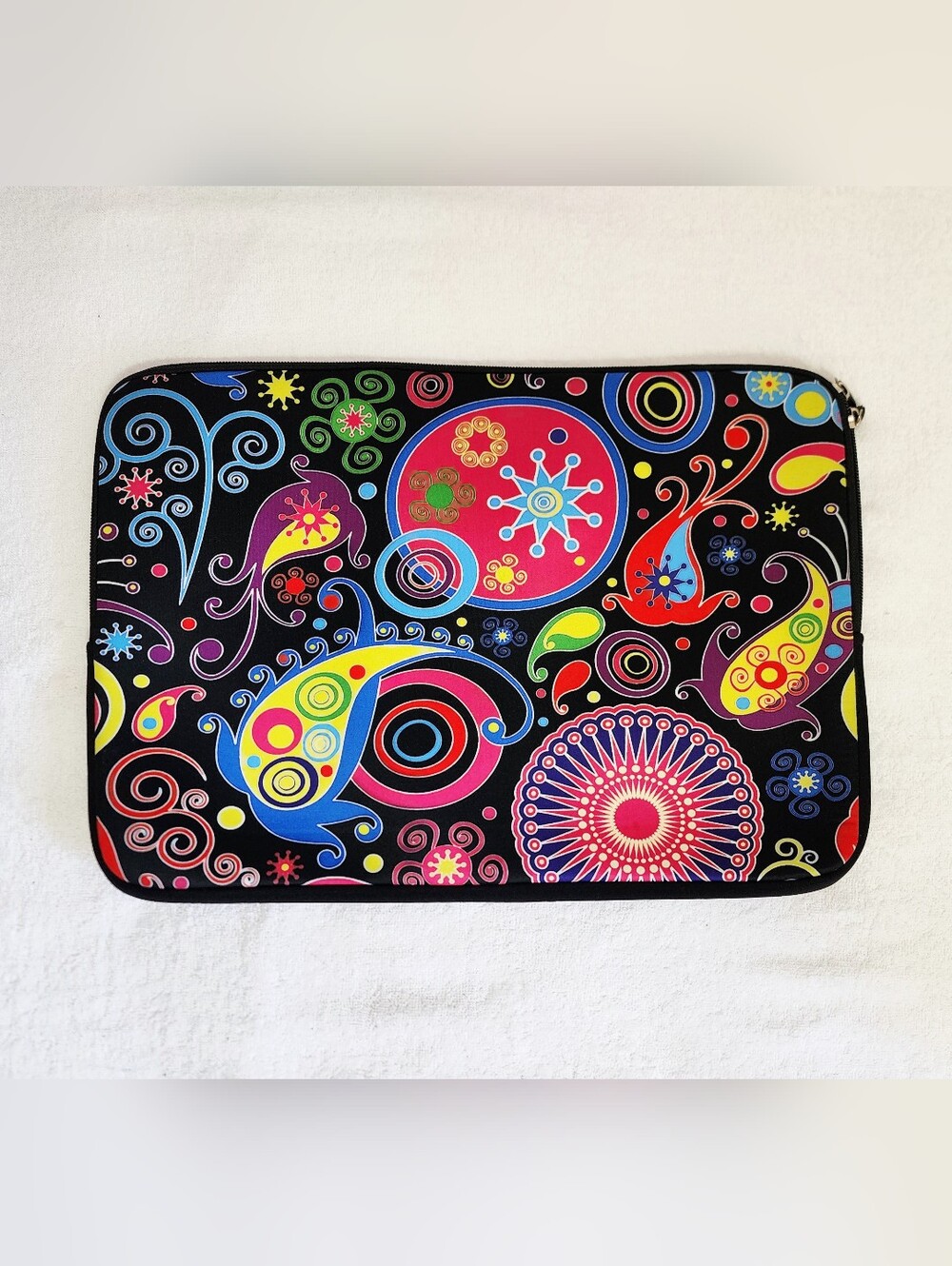 Colorful Paisley Laptop Tablet Sleeve Black Multicolor Paisley Like-New